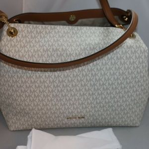 MICHAEL Michael Kors Raven Extra Large Shoulder Ba